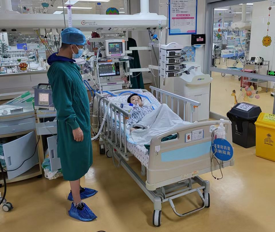 金昌跨省救护车出租公司