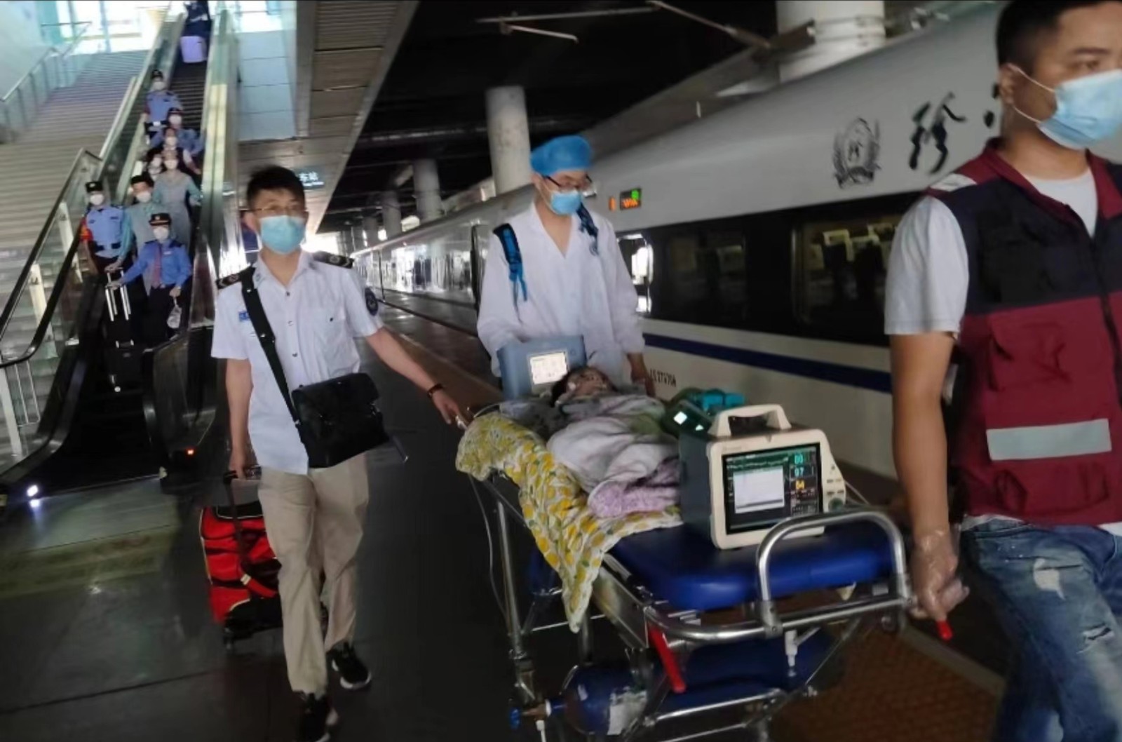 金昌高铁转运公司